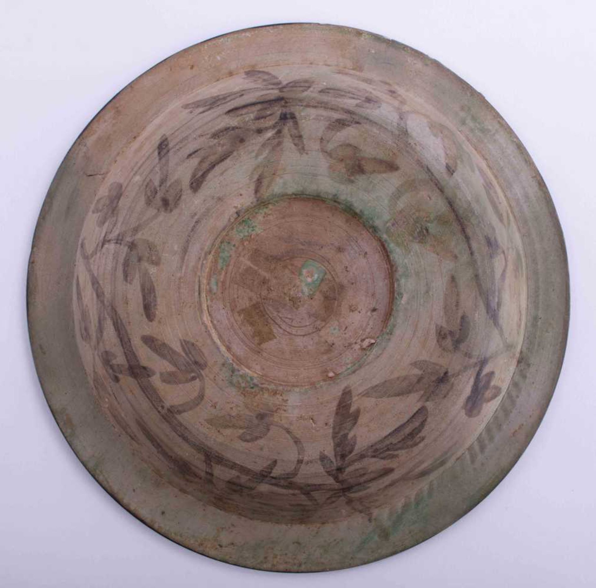 asiatischer Teller 18. Jhd. oder früher / Asian plate, 18th century or earlier Keramik, mit - Bild 2 aus 2