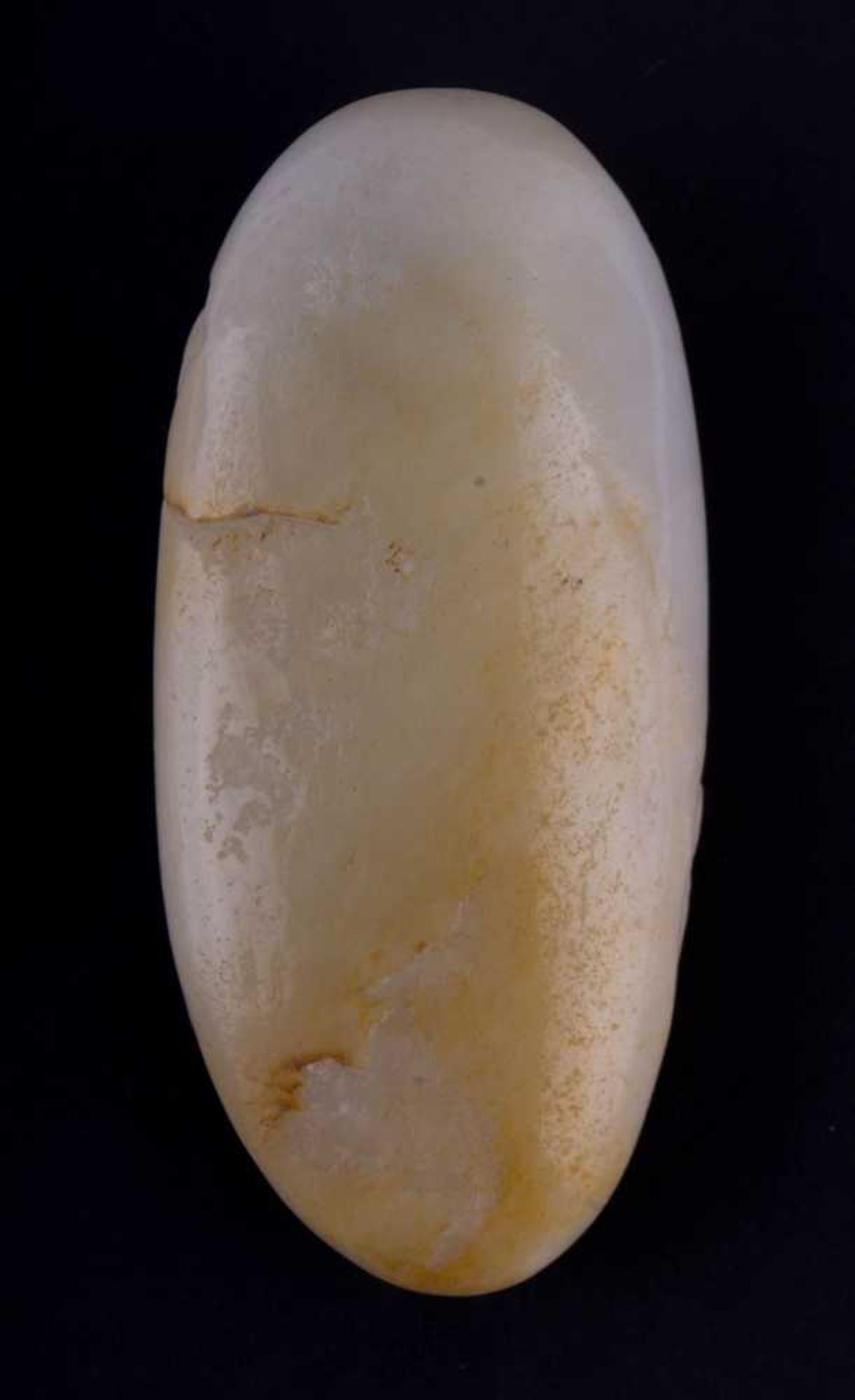 Jadeschnitzerei 19. Jhd. / Jade carving, 19th century sehr fein beschnitzt mit Buddhadekor, 3 cm x 5 - Bild 5 aus 5