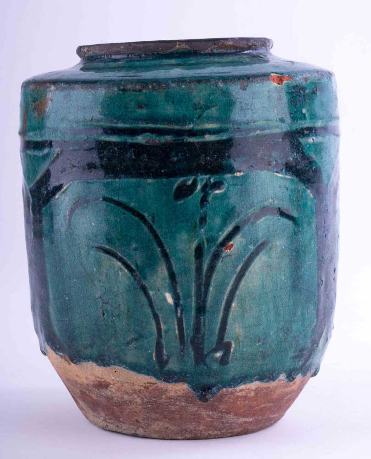 Schultertopf China 18. Jhd. oder früher / Shoulder pot, China 18th century or earlier grün glasiert, - Bild 3 aus 5