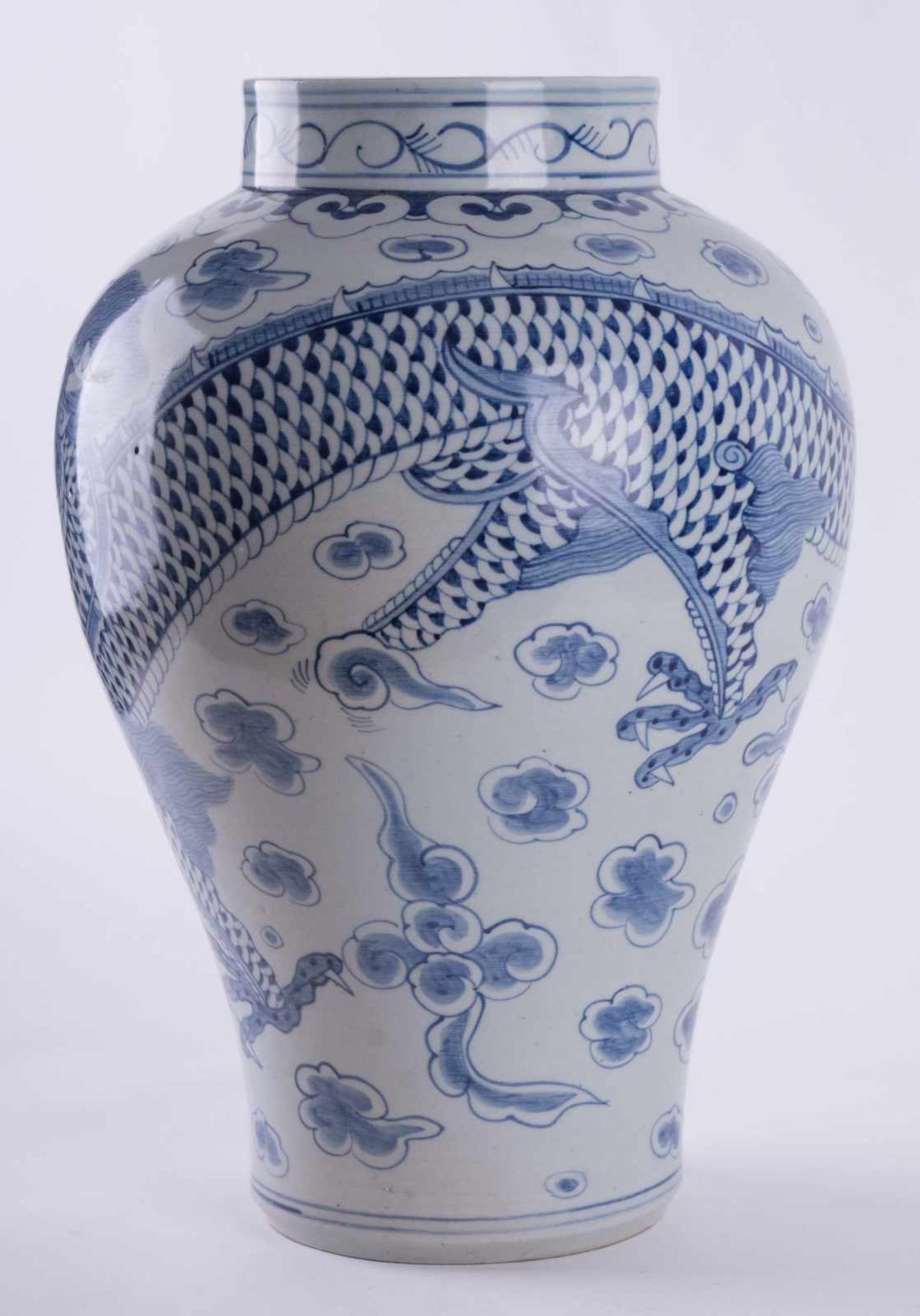 große Vase wohl Korea 19./20. Jhd. / Large vase, probably Korea 19th/20th century blau weiß - Image 2 of 6