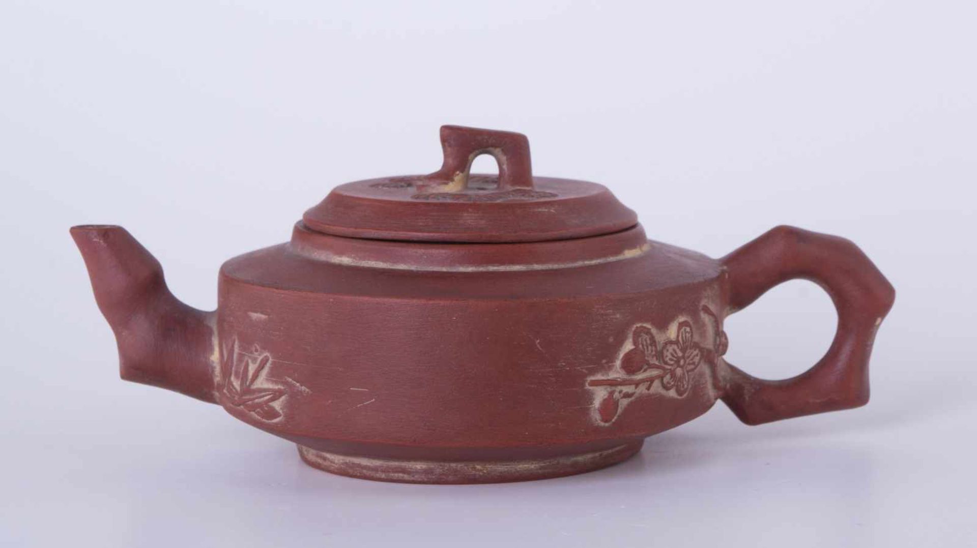 Zishakanne China 19./20. Jhd. / Zisha pot, China 19th/20th century Yixing, terrakotta, im Boden