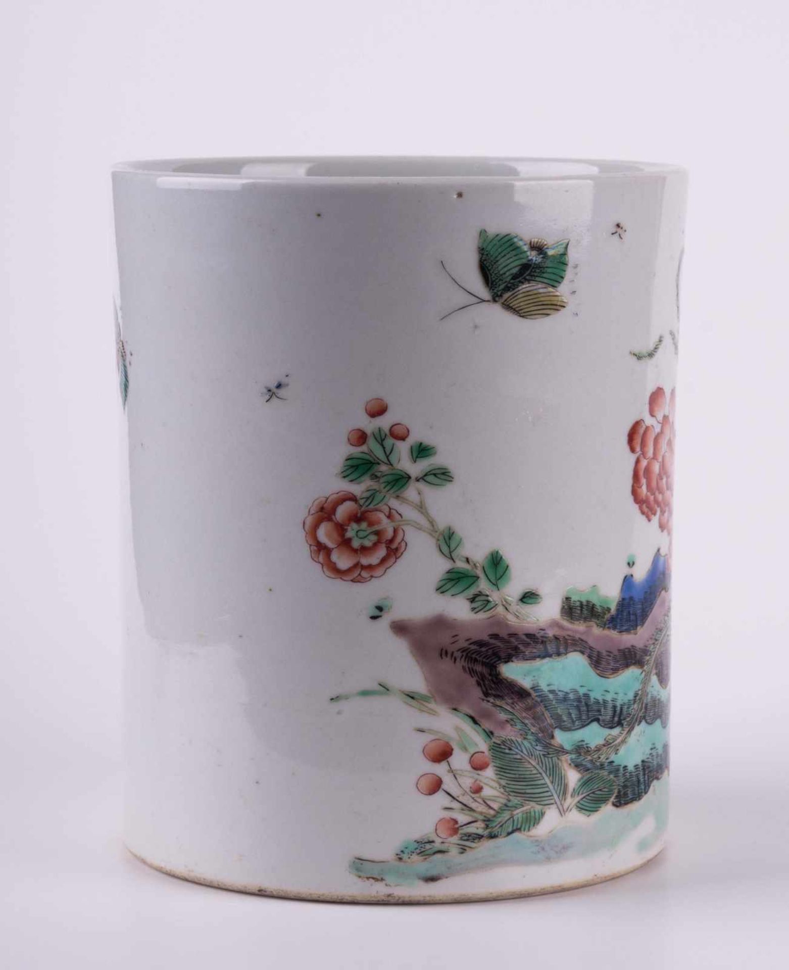 Pinselbecher China 19. Jhd. / Brush pot, China 19th century Polychrom bemalt mit floralem- und - Image 4 of 8