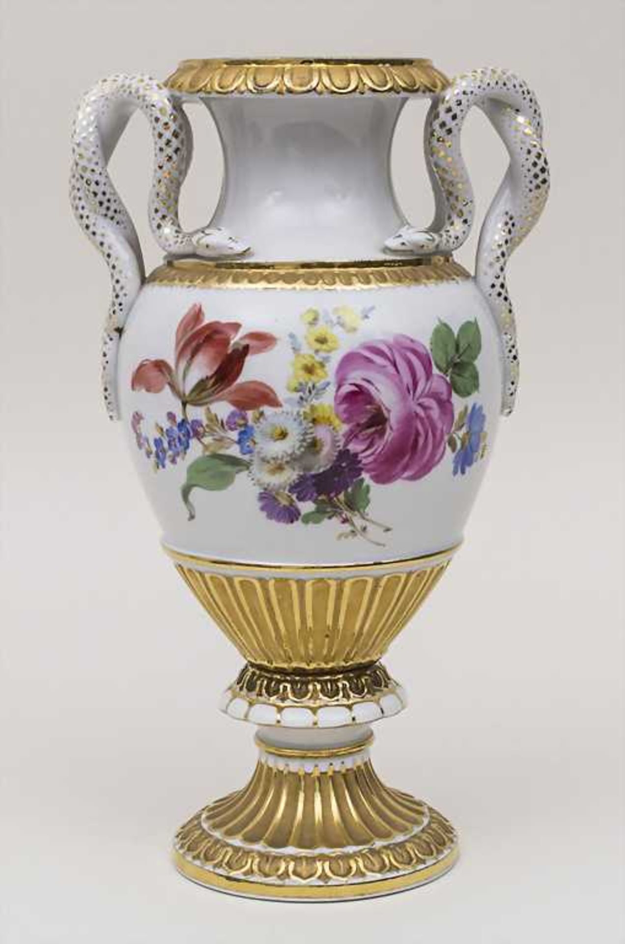 Schlangenhenkelvase / Snake Handle Vase, Meissen, 1850-1924 Material: Porzellan, glasiert, farbig - Image 2 of 4