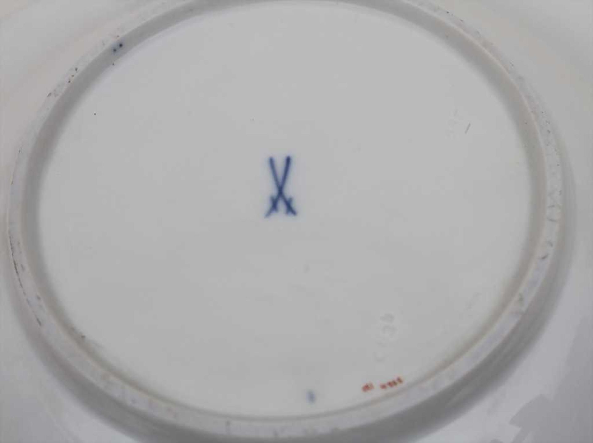 Kobaltblauer Prunkteller / Cobalt Blue Representive Plate, Meissen, 20. Jh. Material: Porzellan, - Image 2 of 2