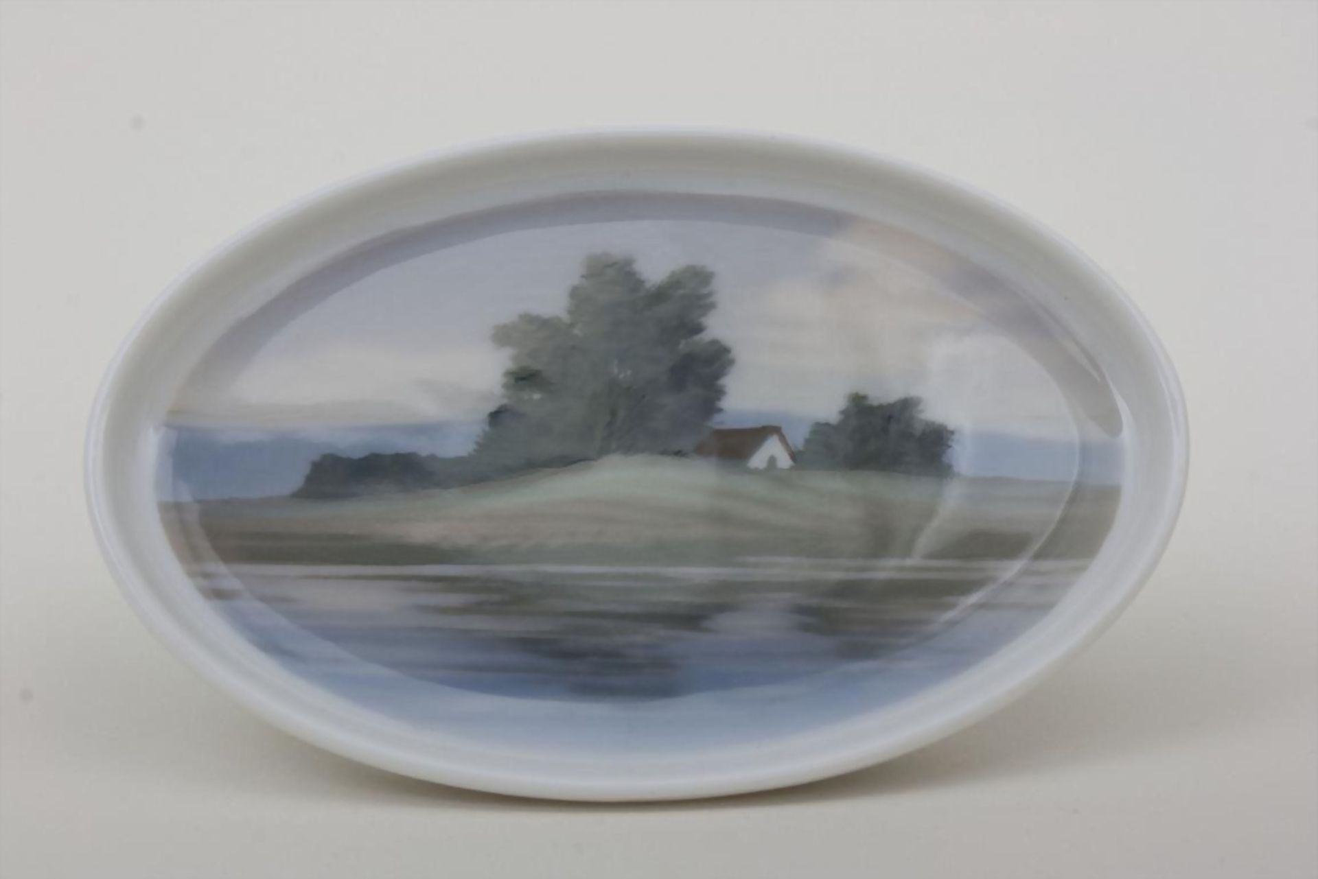 Miniatur-Platte / Miniature Plate, Rosenthal-Selb, ab 1922 Material: Porzellan, glasiert und - Image 2 of 3