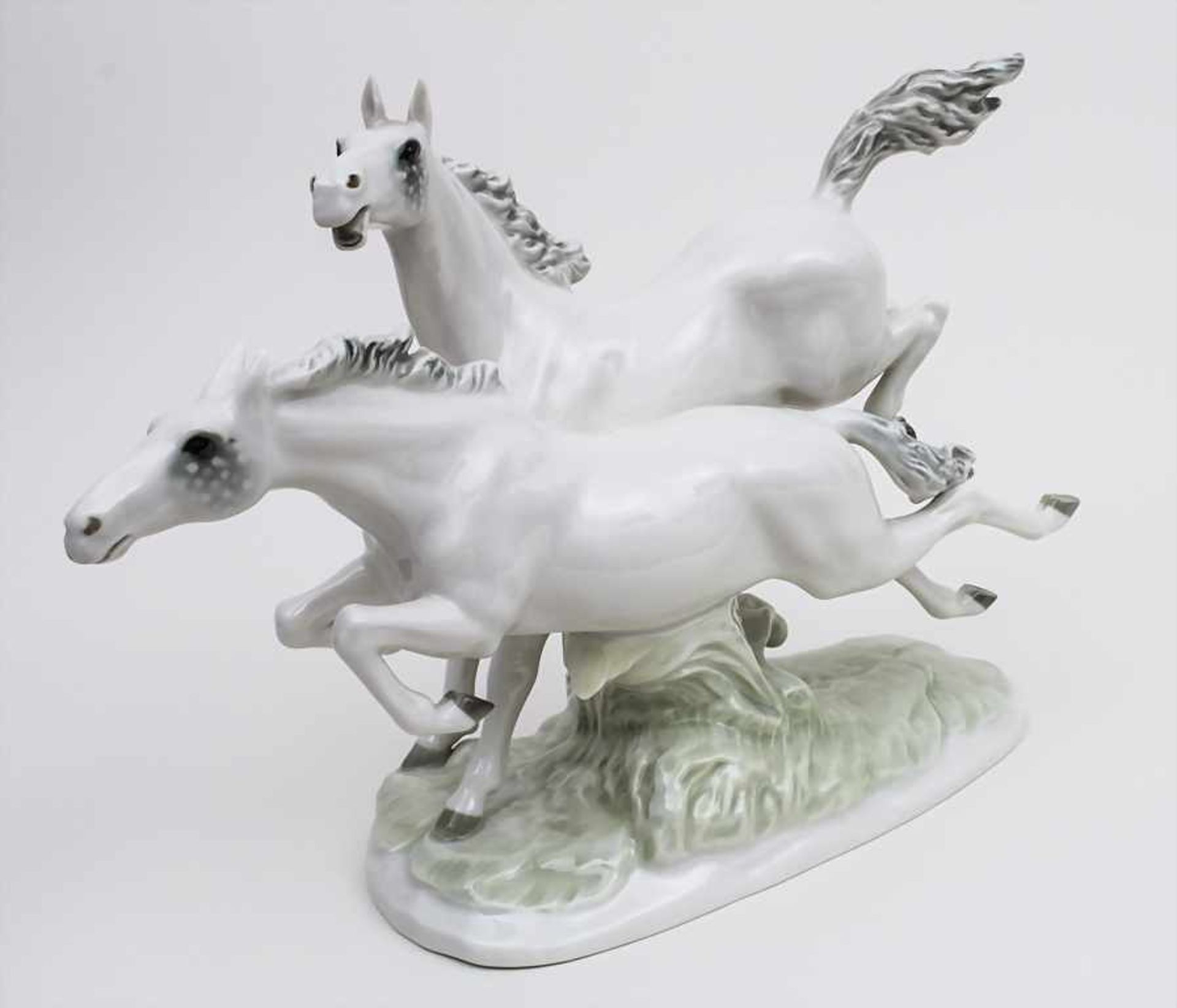 Tierplastik Pferde / Porcelain Horses, Lorenz Hutschenreuther, Germany, KunstabteilungSelb, ab - Image 2 of 3