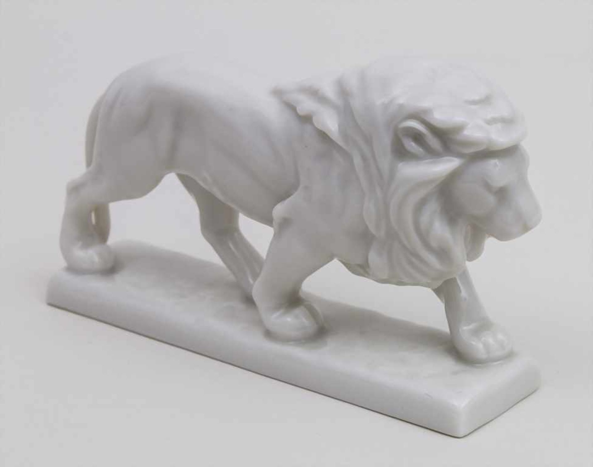 Löwe / Porcelain Lion, Lorenz Hutschenreuther, Selb, ab 1969 Material: Porzellan, glasiert,Marke: