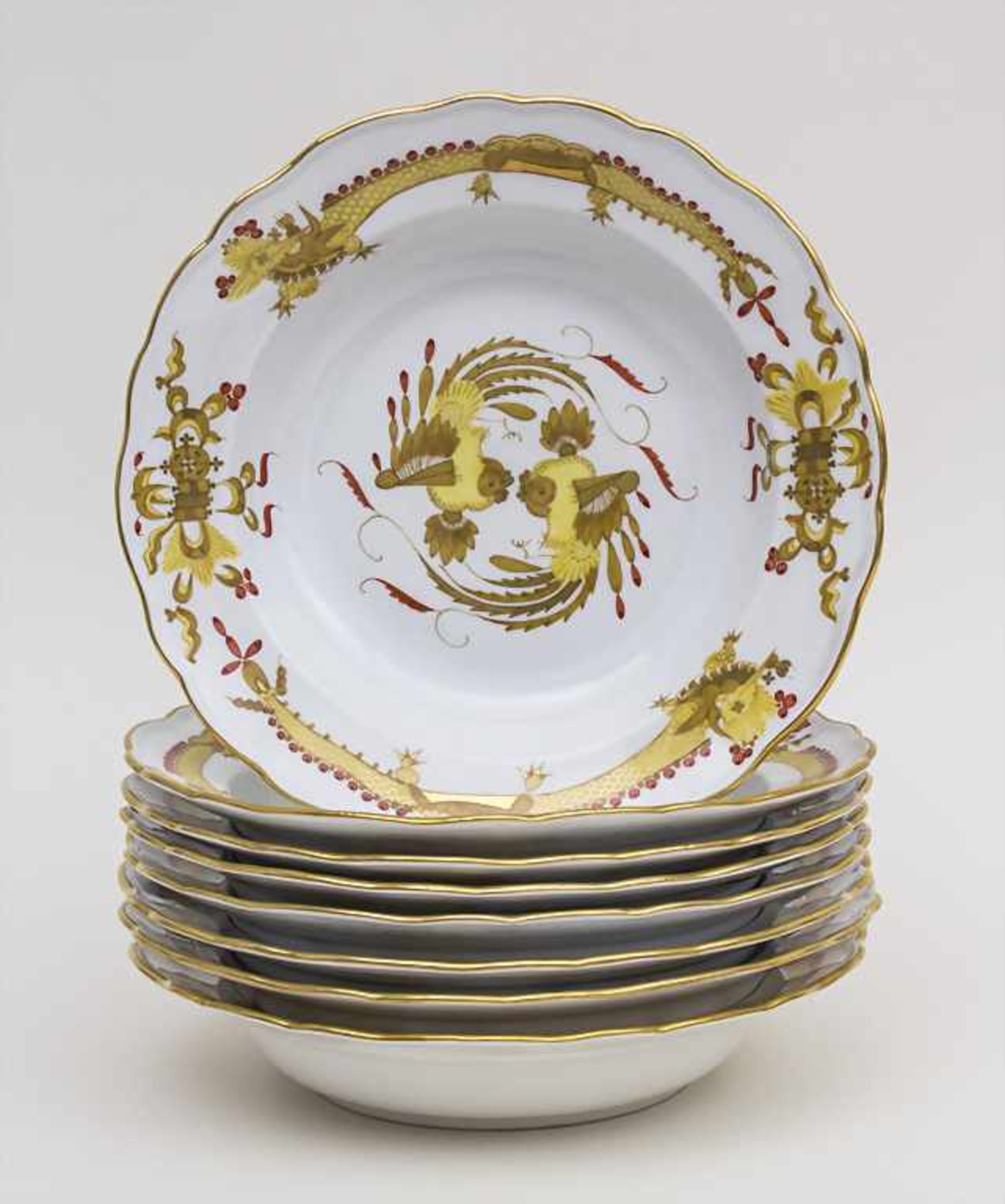 8 Suppenteller 'Reicher Drache' / A Set Of 8 Soup Plates, Meissen, 2. Hälfte 19. Jh. Material: