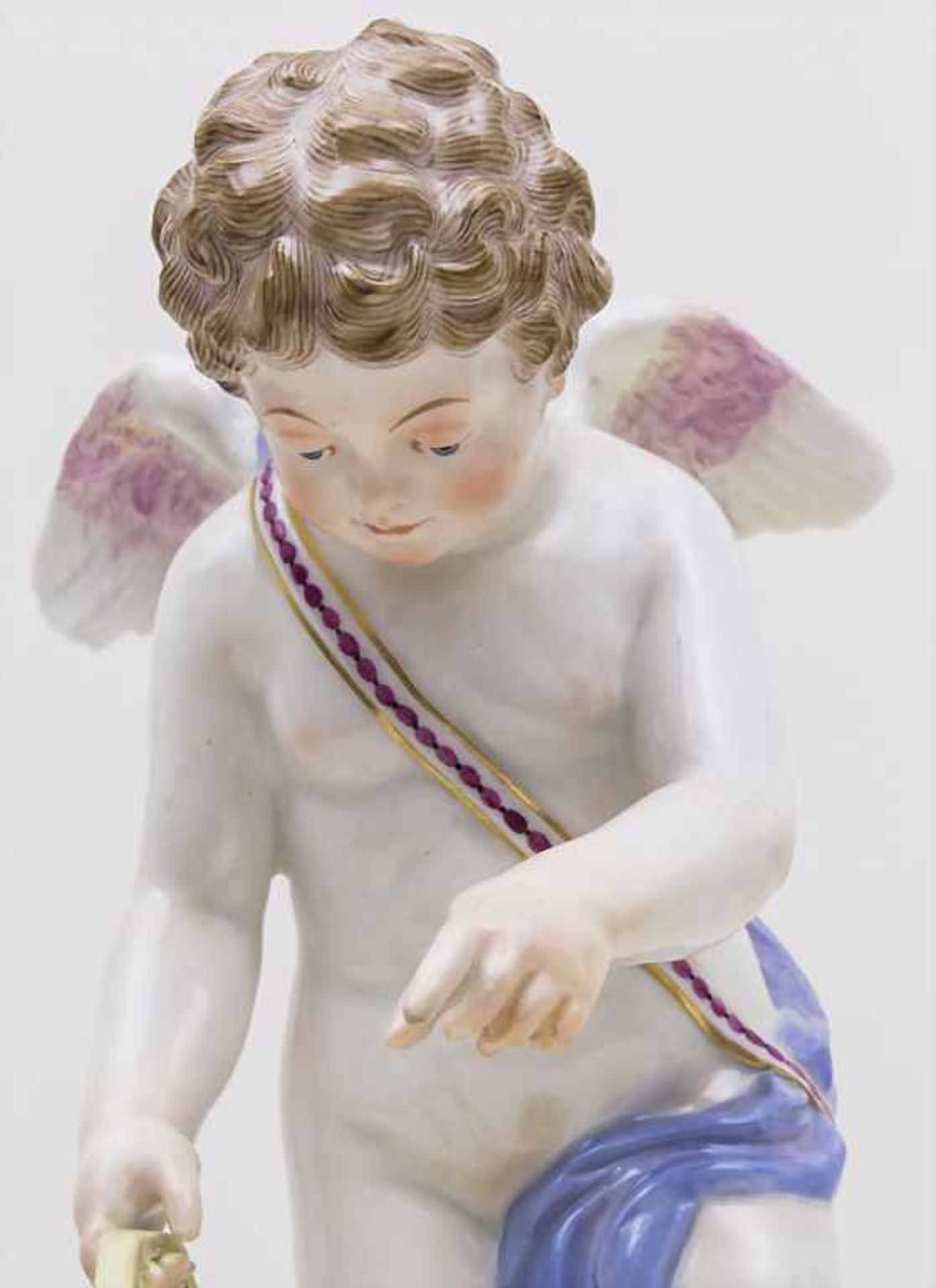 'Amor das Herz leitend' / Cupid Guiding Burning Heart, Meissen, um 1894 Material: Porzellan, - Image 5 of 6