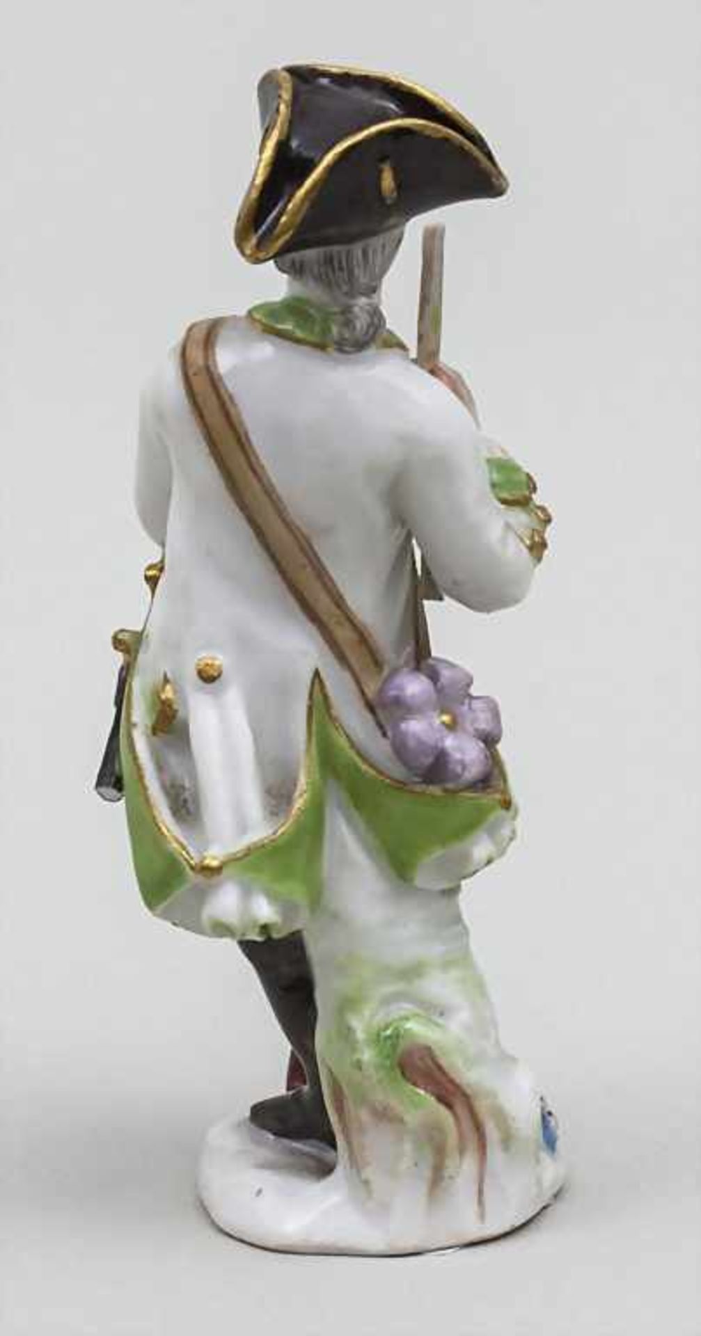 Jäger mit Gewehr u. Ladestock / A Hunter With Rifle, Meissen, 1924 - 1934 (Pfeiffer-Zeit) - Image 3 of 4