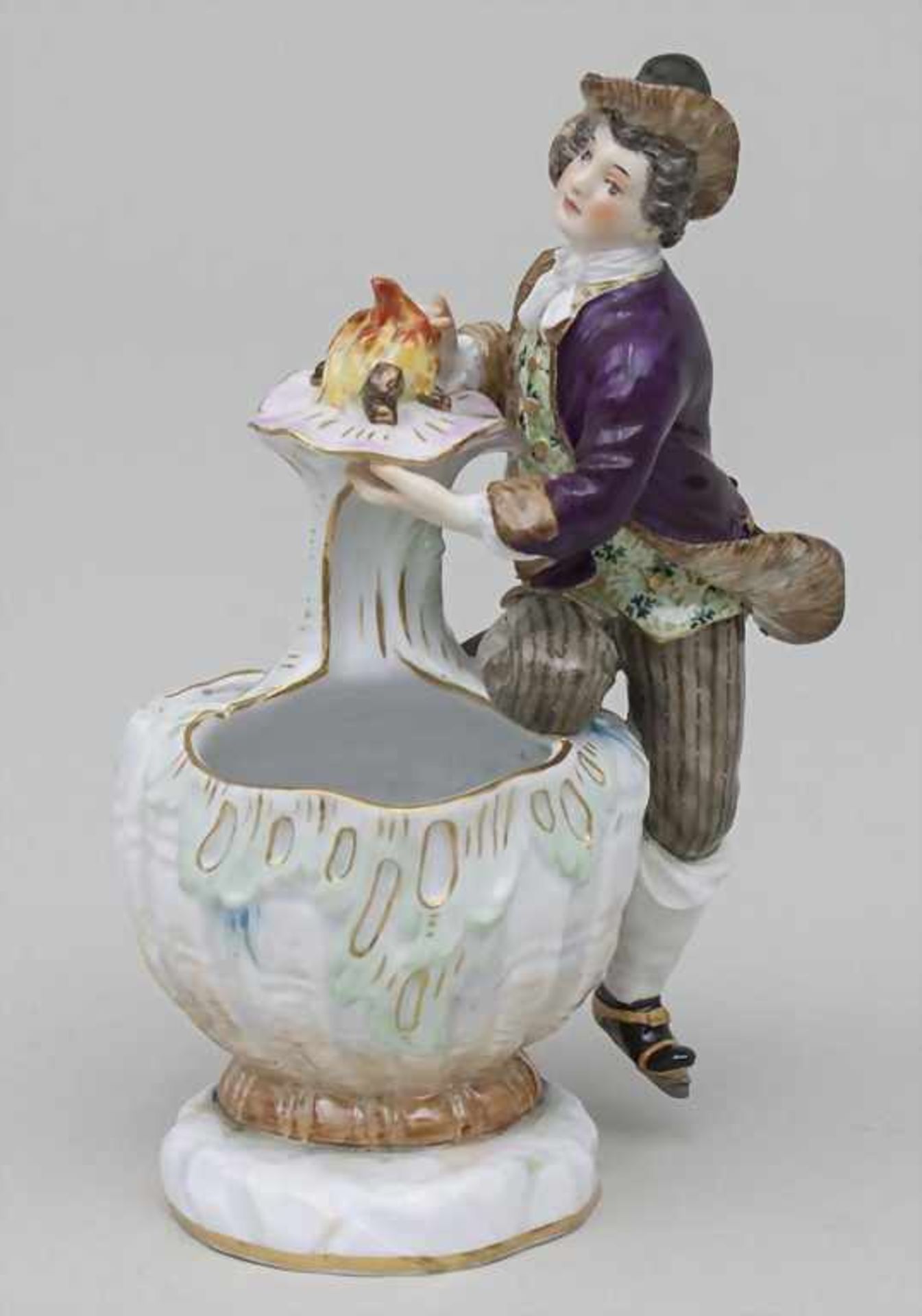 Allegorie des Winters / A Figurine Allegory Of The Winter, Meissen, 1. Hälfte 19. Jh. junger Mann