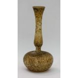 Antikes ParfümfläschchenMittelmeerraum, dünnes milchiges, mundgeblasenes Glas mit Resten von