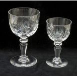 Paar Gläseraus Gläserserie um 1930, Kristall, handgeschliffen, H. 11 u. 13 cm
