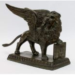 MarkuslöweMarkuslöwe von Venedig, wohl um 1920er Jahre, Weißbronze brüniert, H. 15 x 23 cm