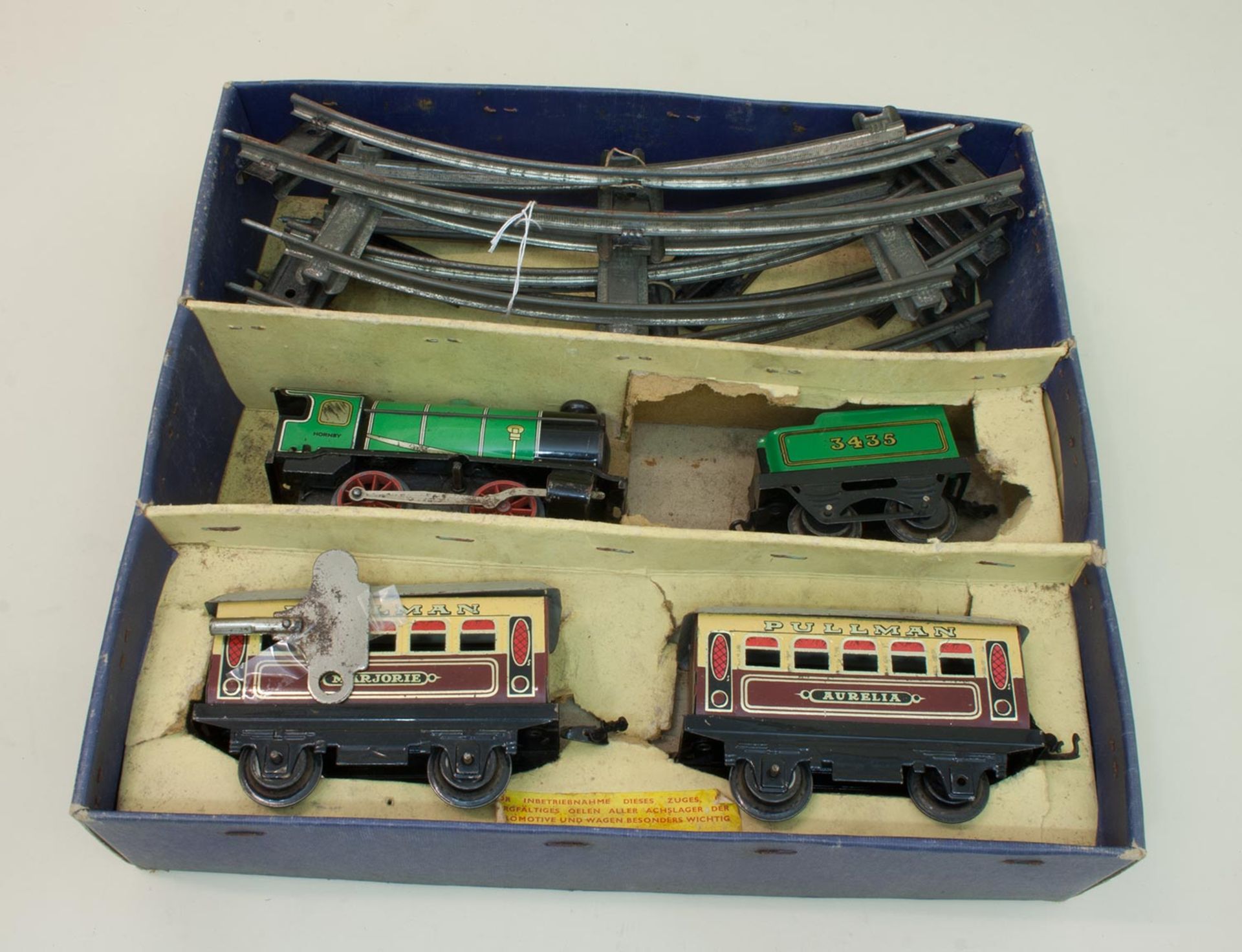 Hornby Zug Spielzeug Eisenbahn, Hersteller Meccano Ltd./ England, Spur 0, Blech lithografiert mit
