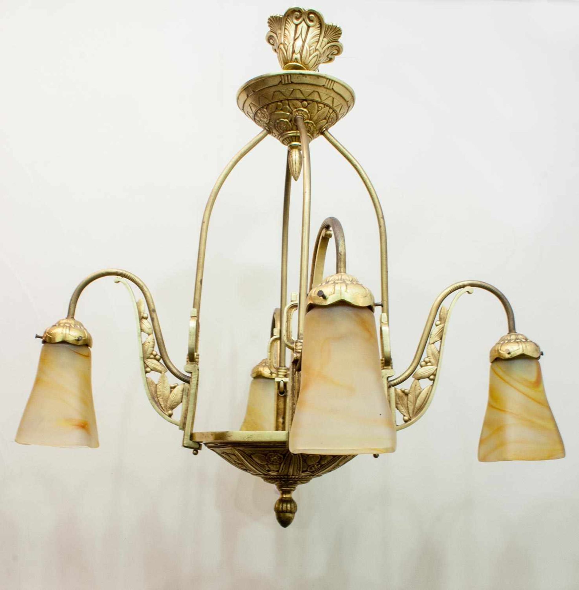 Jugendstil - Deckenlampe Frankreich um 1910, Messing, feuervergoldet, pàtes-de-verre Gläser,