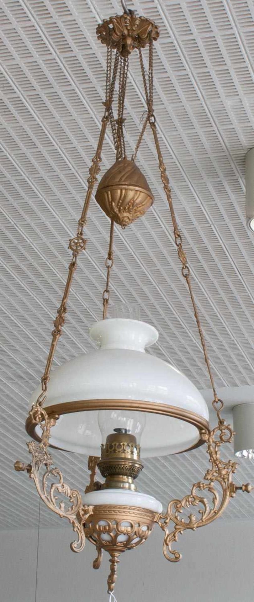 Gründerzeit - Petroleumlampe um 1885, höhenverstellbar, Petroleumlampe mit intaktem Behälter, Kolben
