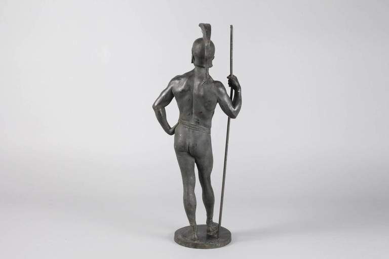 Rudolf Kaesbach, Speerkrieger auf der runden Plinthe signiert und datiert (19)09, Bronze dunkel - Image 4 of 7