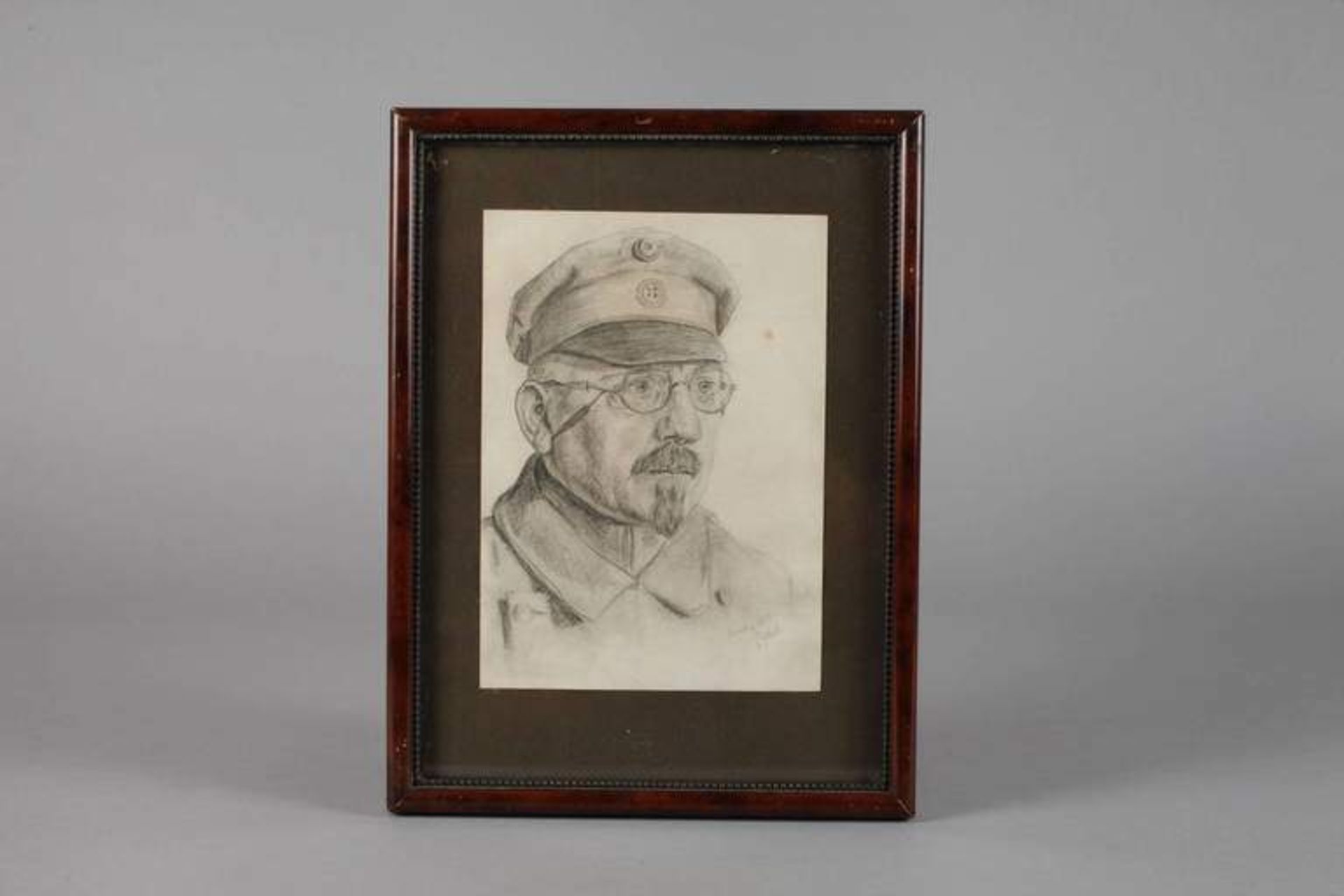 J. Reichardt, Soldatenportrait Kopfbildnis eines bebrillten älteren Herrn in Uniform des 1. WK, - Bild 2 aus 3