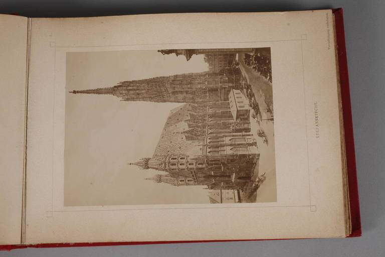 Fotoband "Ansichten von Wien" K.u.k. Hof-Photograph V. Angerer, Wien o. J. (um 1885), Querformat 8°, - Image 7 of 9