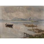 Emil Brehm, "Chiemsee von Seebrück aus" Blick vom Ufer mit ablegendem Fischerboot, über den See