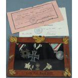 3 Orden mit 2 Verleihungsurkunden, 1. Weltkrieg.Eisernes Kreuz mit Band. Ehrenkreuz für Frontkämpfer