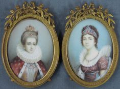 Ein Miniatur-Damenportrait signiert Latour und eines signiert Oudin.Bis 8,5 cm x 6,2 cm. Pastell auf