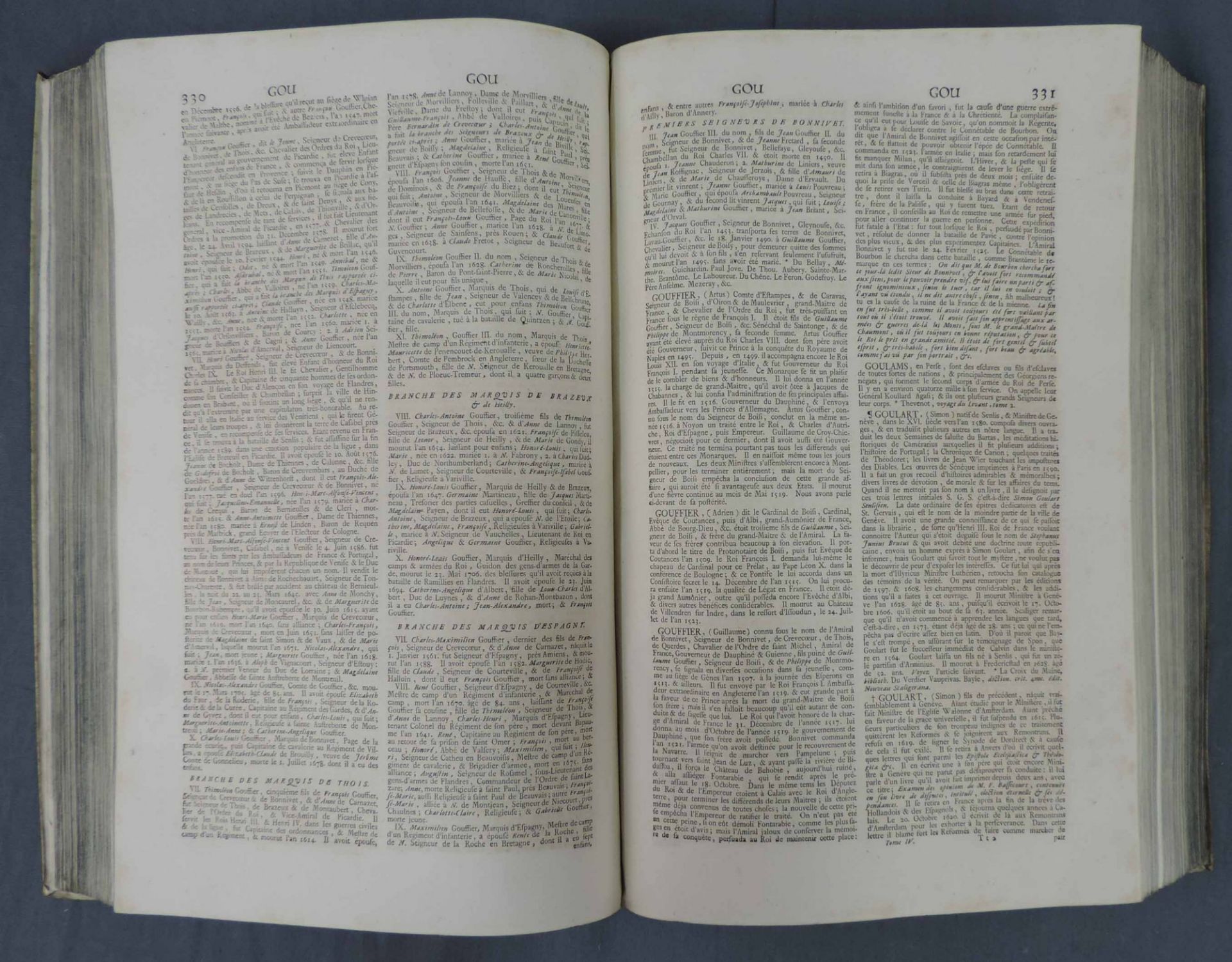 Louis Moreri: Le grand dictionnaire historique ou le melange curieux de l'histoire sacree et pr ... - Bild 2 aus 3