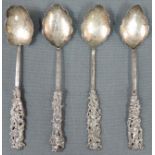 4 Silberlöffel, China, Jugendstil.Je 13 cm lang.4 silver spoons. China. Art Nouveau.13 cm long.