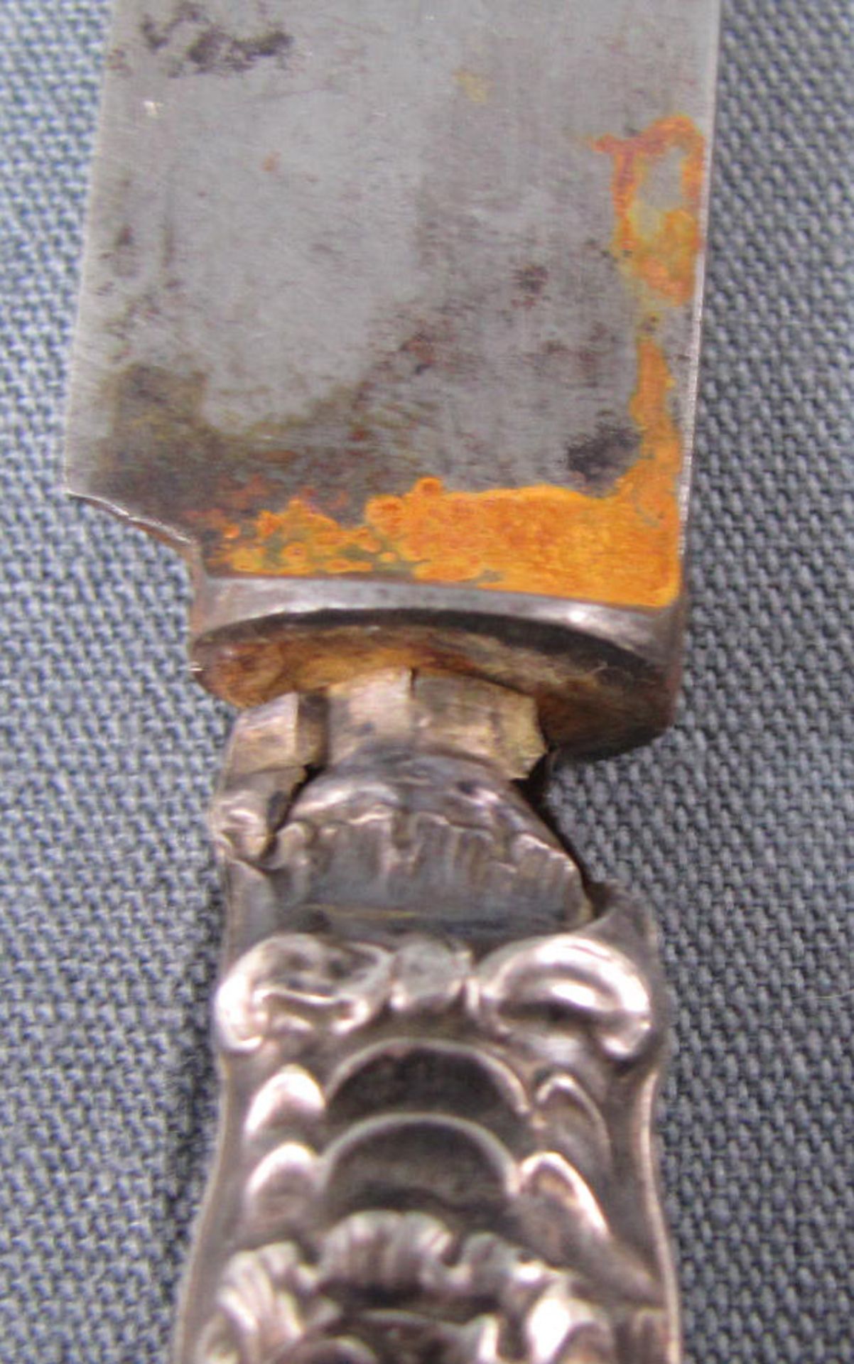 5 Teile Silber.Bis 21 cm. Messer, Gehstockknauf, Serviettenring, 2 Kammrücken.5 objects silver.Up to - Bild 2 aus 4