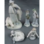 5 Porzellanfiguren, auch Ilmenau und Metzler & Ortloff.Schäfer circa 18 cm hoch.5 figurines also