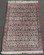 Teheran Manufakturteppich. Zili - Sultan - Muster. Iran. Sehr fein.212 cm x 146 cm. Handgeknüpft.