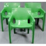 Vico MAGISTRETTI (1920 - 2006) Trio Green Chairs.73,5 cm x 59 cm x 56 cm. Polyester,