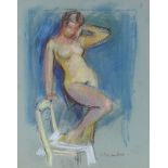 Heinz FRIEDRICH (1924 - ?). Nackte Frau mit Stuhl, (19)61.62 cm x 49 cm Blattgröße. Gemälde, Pastell
