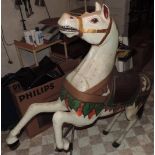 Karussell-Pferd. Wohl Deutschland. Alt.155 cm x 145 cm x 35 cmCarousel Horse. Probably Germany.