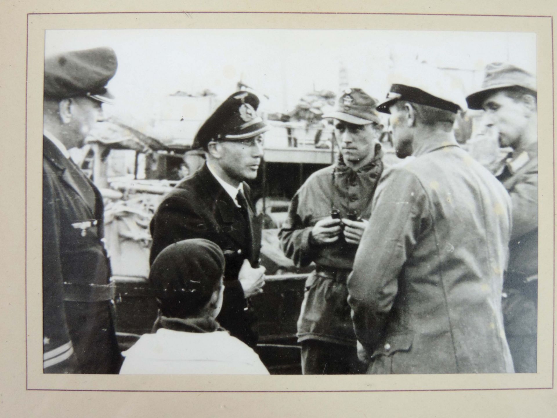 Aus dem Nachlass eines Marine - Maaten. Fotos, Negative, Urkunden und Orden.Auch 2. Weltkrieg, - Bild 7 aus 14