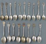 18 Löffel, meist aus Silber, einige Alpaka.18 Spoons. Most of them silver. Some Alpaka.