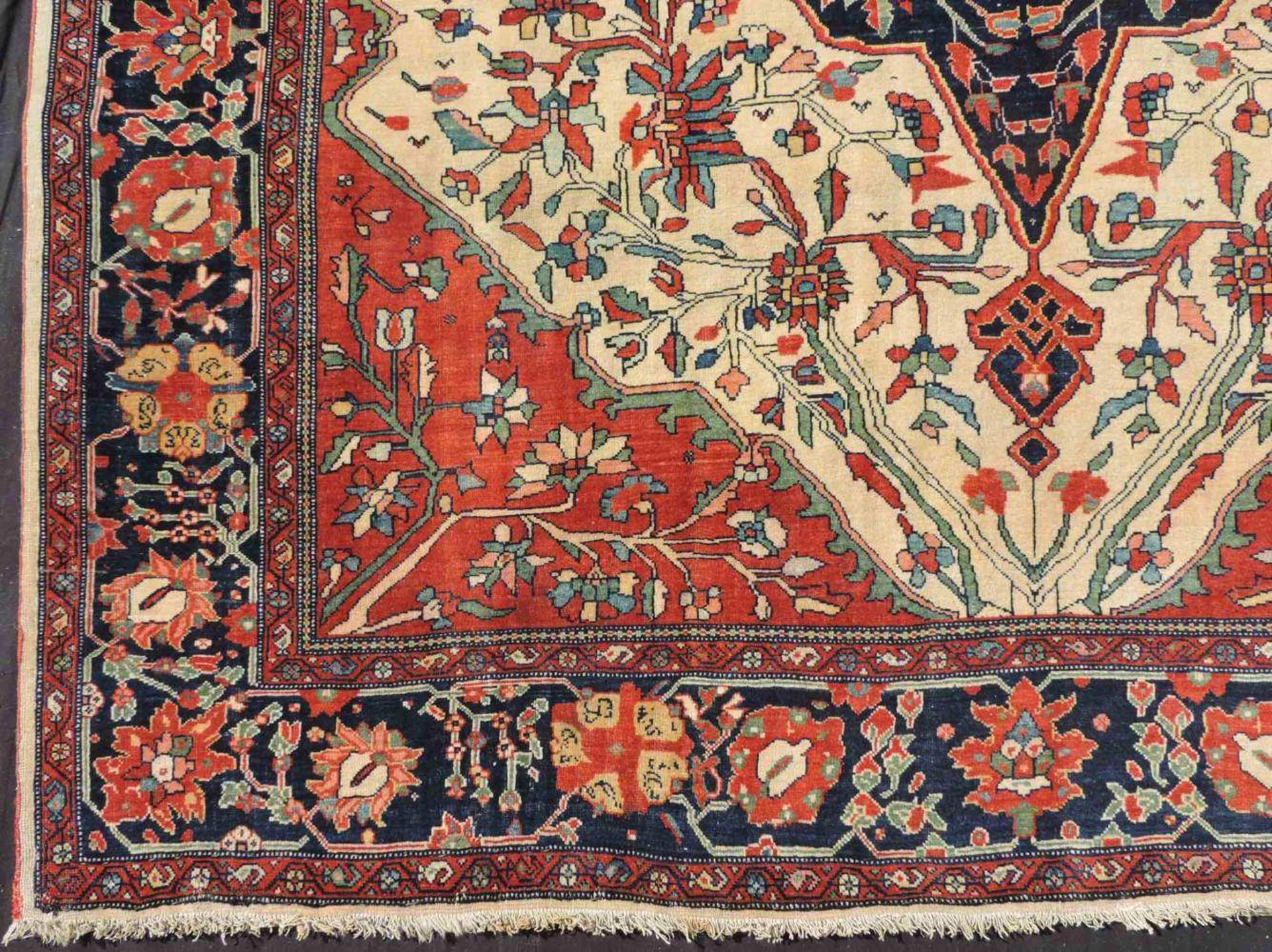 Saruk Ferraghan. Iran. Antik, Mitte 19. Jahrhundert. 190 cm x 135 cm. Teppich, handgeknüpft in - Image 6 of 12