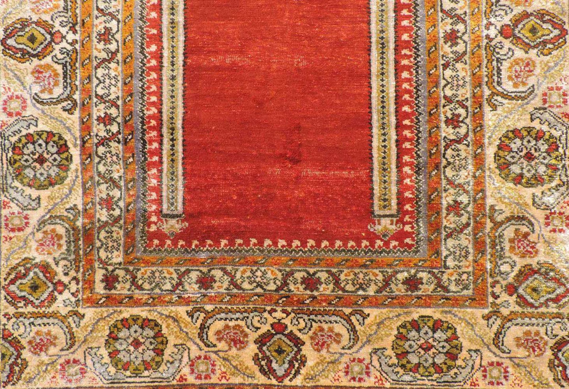 Kayseri, Seide. Zentralanatolien, Türkei. Gebetsteppich. Antik, 19. Jahrhundert. 168 cm x 116 cm. - Image 12 of 12