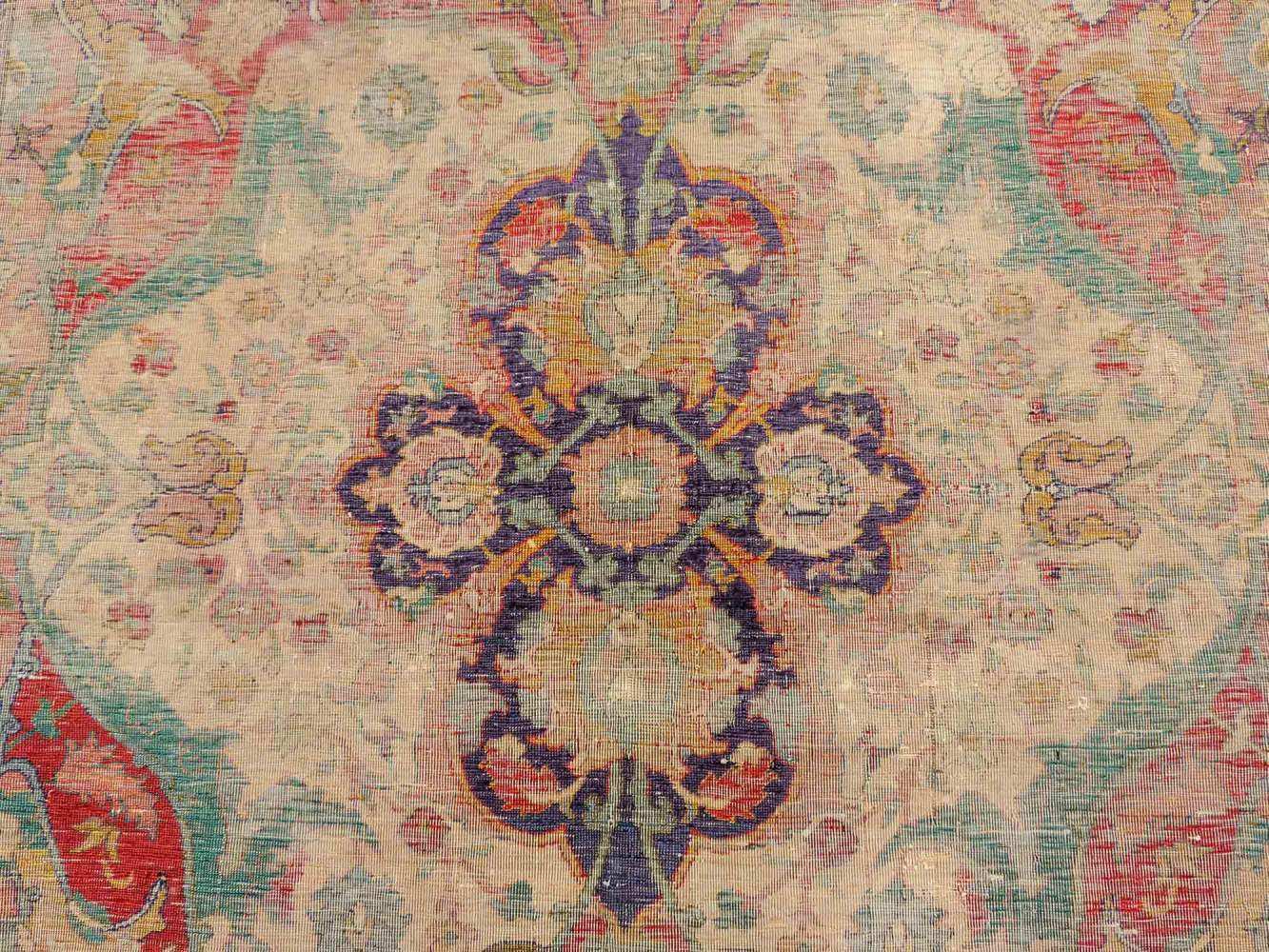 Safawiden Seidenteppich, Iran. Antik, 17. Jahrhundert. 162 cm x 116 cm. Handgeknüpft in Persien. - Image 3 of 6