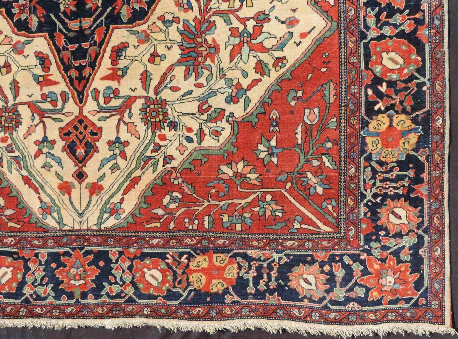 Saruk Ferraghan. Iran. Antik, Mitte 19. Jahrhundert. 190 cm x 135 cm. Teppich, handgeknüpft in - Image 5 of 12