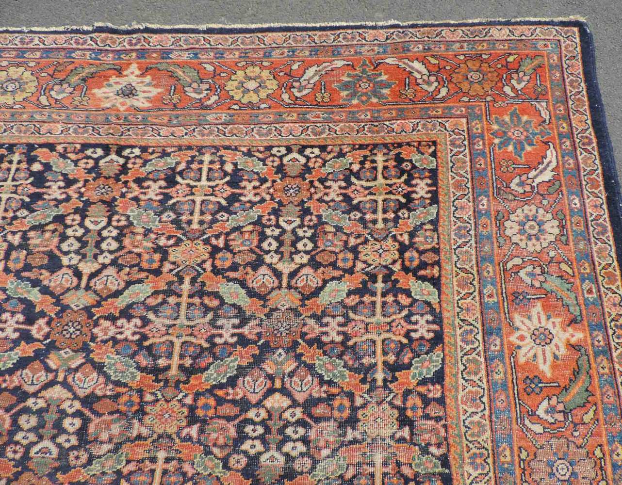 Mahal Salonteppich, Iran. Antik, um 1900. 345 cmx 275 cm. Handgeknüpft in Persien. Wolle auf - Image 5 of 8