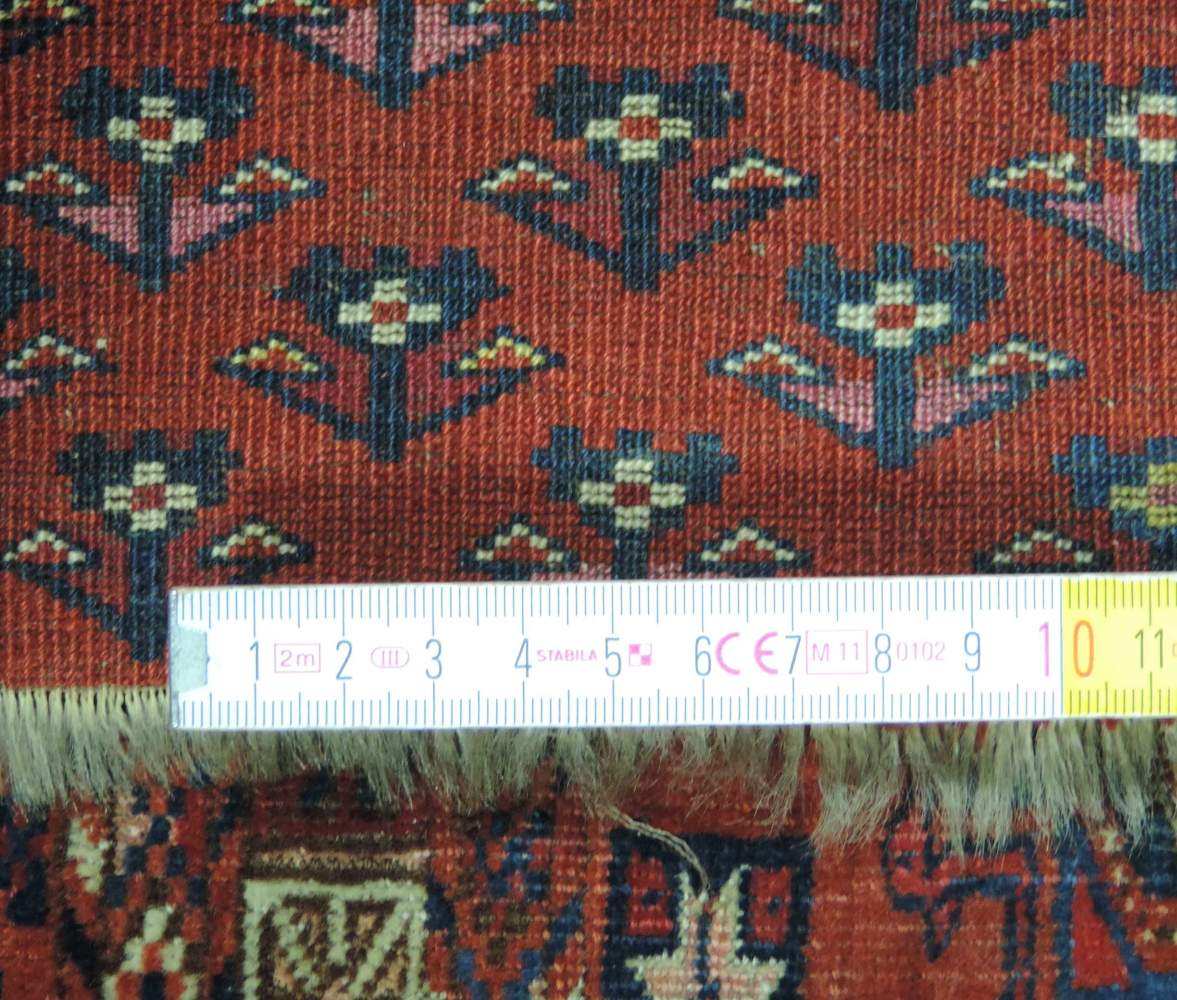 Tekke Tschowal Stammesteppich. Turkmenistan. Antik, um 1880. 74 cm x 118 cm. Handgeknüpft. Wolle und - Image 5 of 6