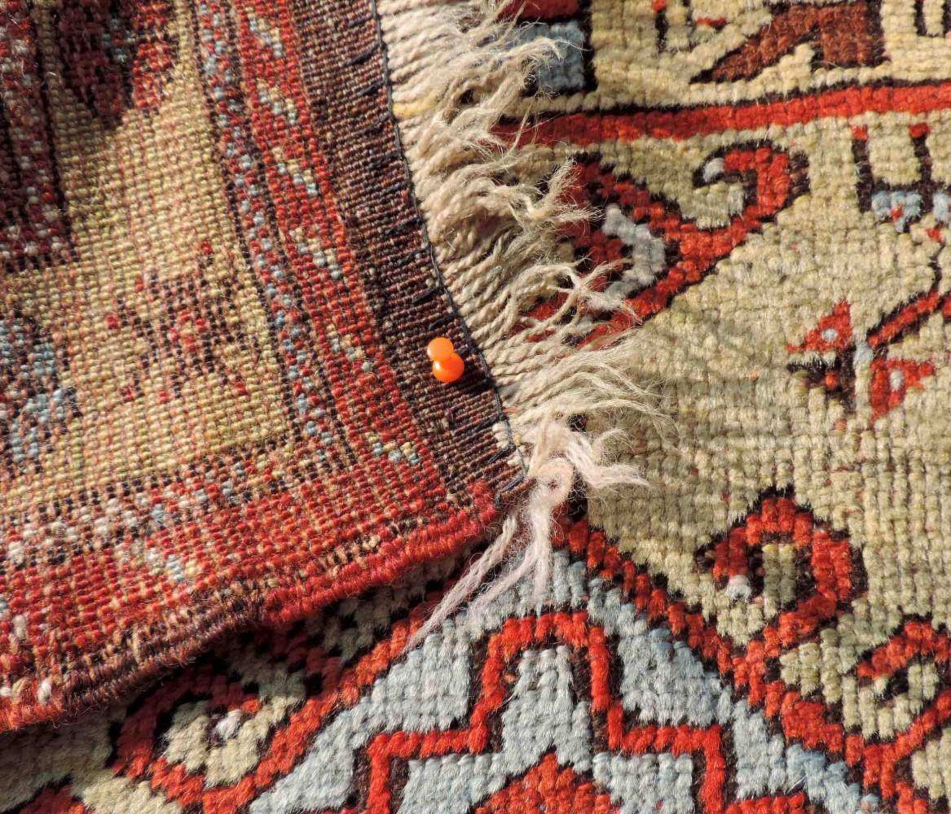 Konya Gebetsteppich. Türkei. Antik, Mitte 19. Jahrhundert. 167 cm x 92 cm. Handgeknüpft. Wolle auf - Image 5 of 5