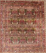 Kirman - Lawer, Kahn - Teppich, Iran. Antik, um 1880. 338 cm x 285 cm. Handgeknüpft in Persien.