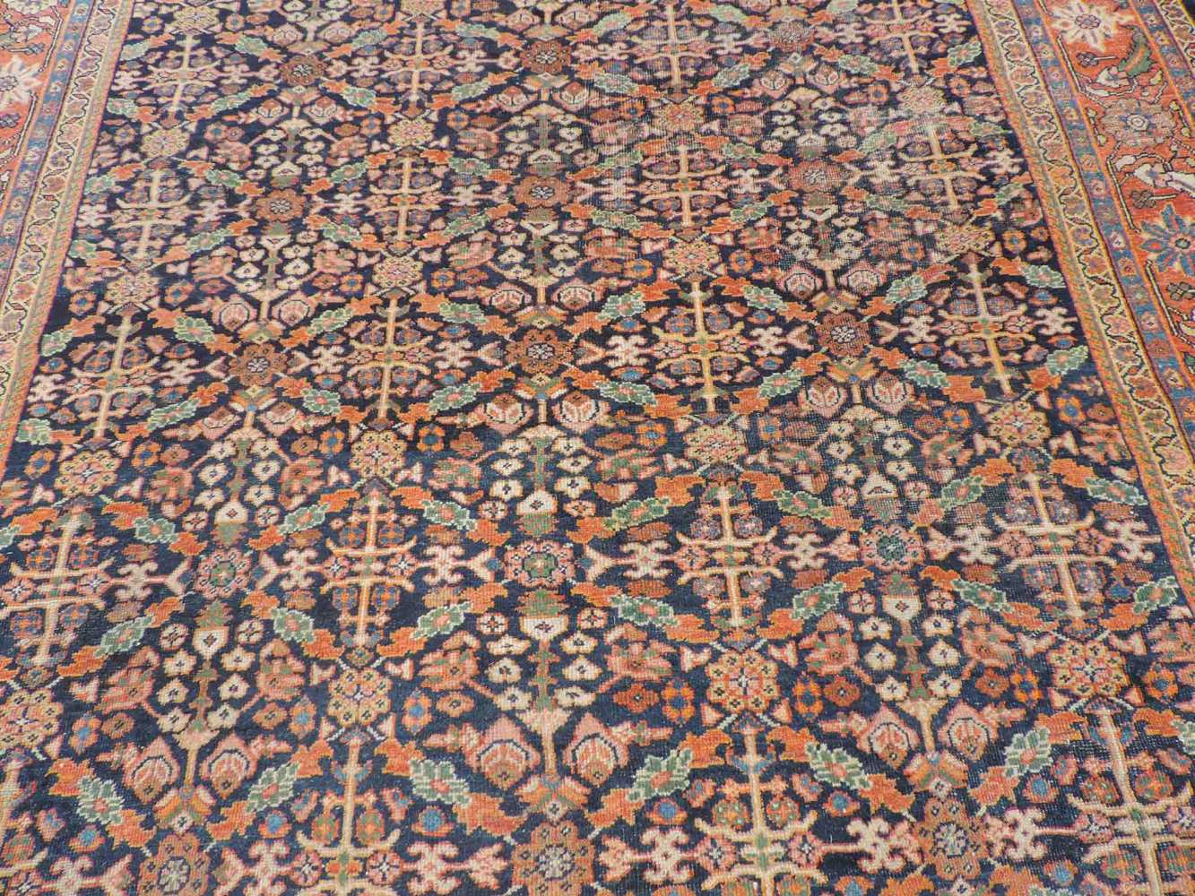 Mahal Salonteppich, Iran. Antik, um 1900. 345 cmx 275 cm. Handgeknüpft in Persien. Wolle auf - Image 4 of 8