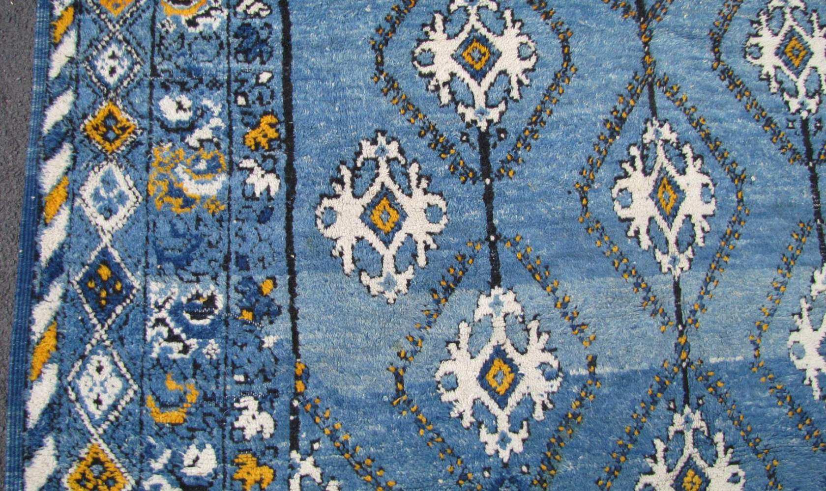 Rabat Teppich Marokko, alt, um 1940. 281 cm x 187 cm. Handgeknüpft aus West-Marokko mit indigoblauem - Image 7 of 12