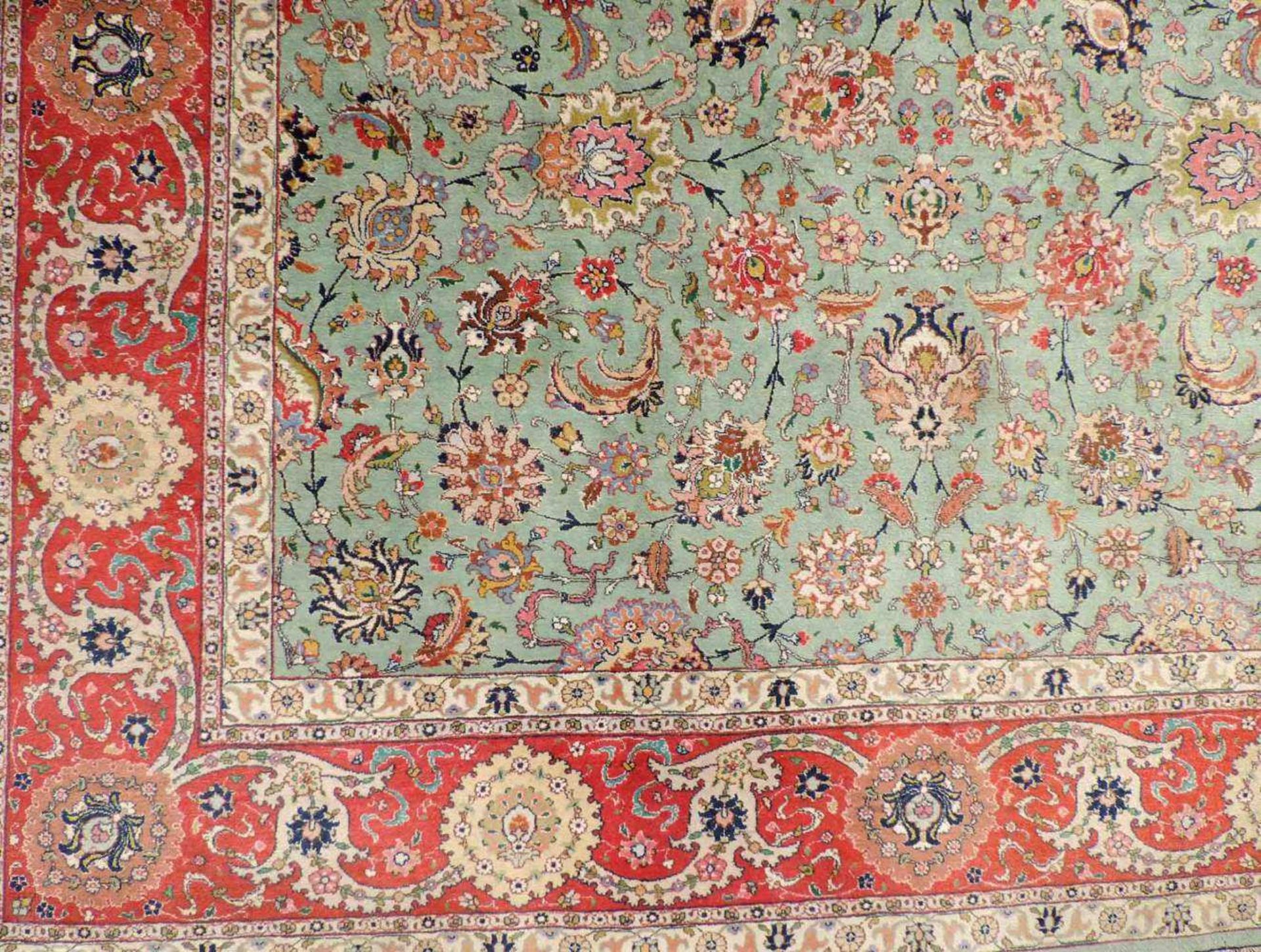 Täbriz "Shah - Abbas" Teppich. Iran. Fein. 344 cm x 251 cm. Handgeknüpft in Persien. Wolle auf - Image 2 of 13