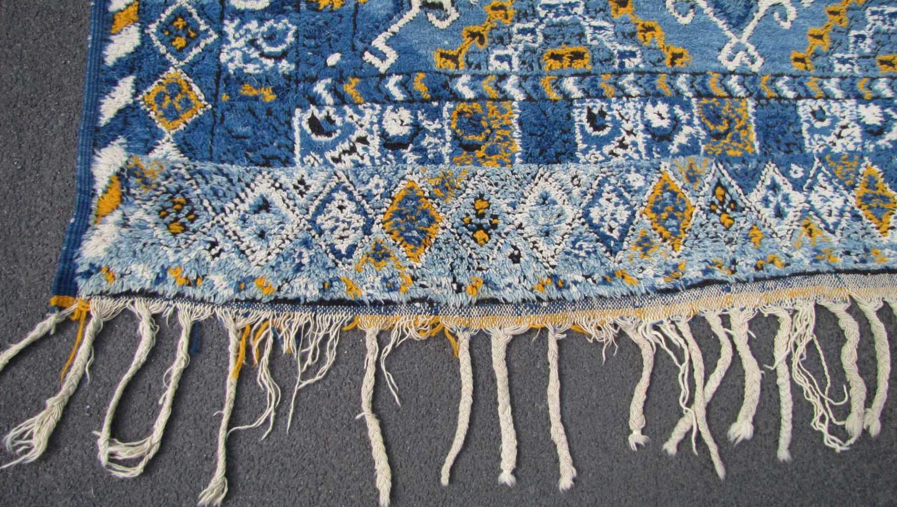Rabat Teppich Marokko, alt, um 1940. 281 cm x 187 cm. Handgeknüpft aus West-Marokko mit indigoblauem - Image 5 of 12