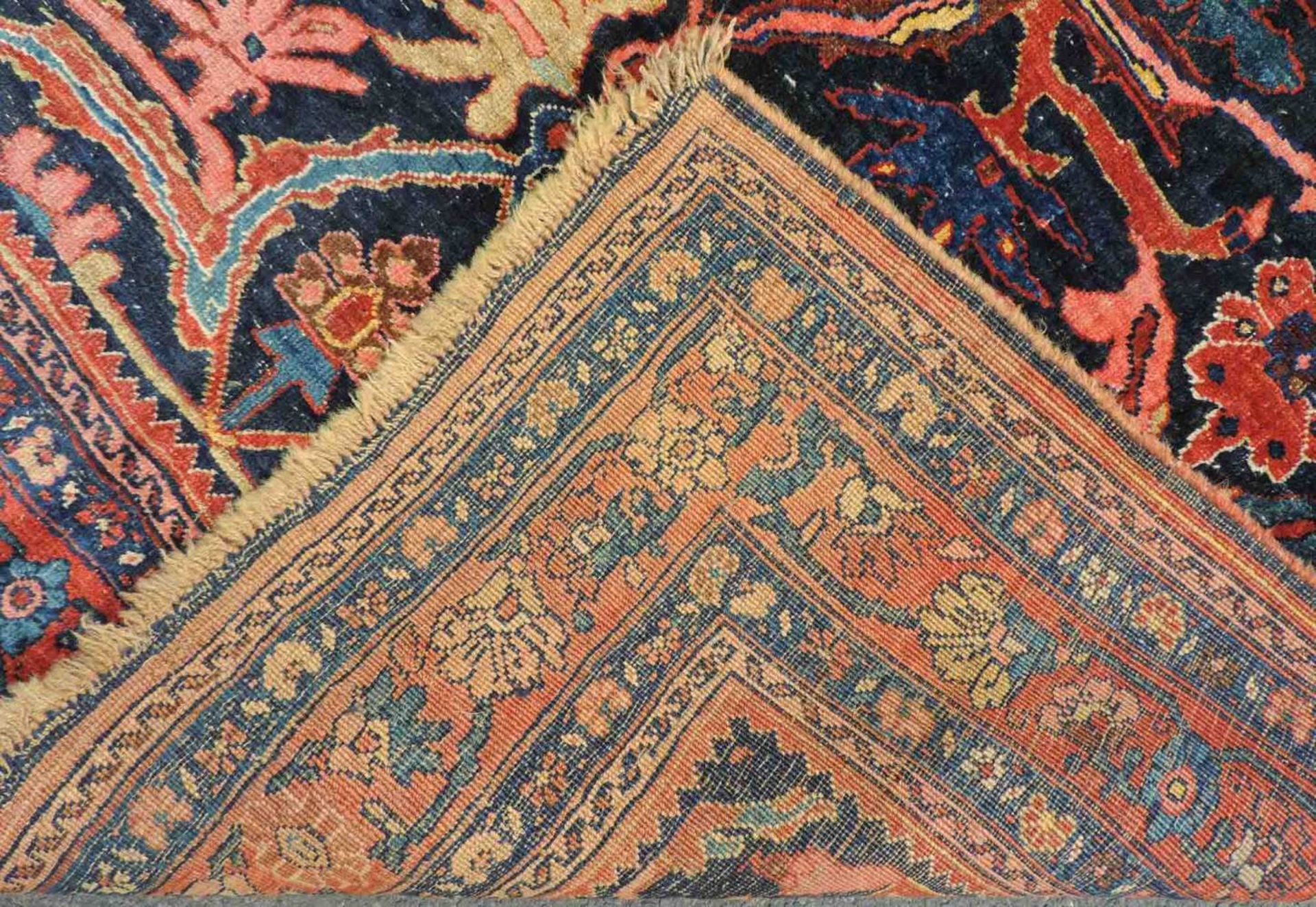 Bidjar Dorfteppich, Iran. Antik, um 1900. 214 cm x 160 cm. Handgeknüpft in Persien. Noch Wolle auf - Image 2 of 11